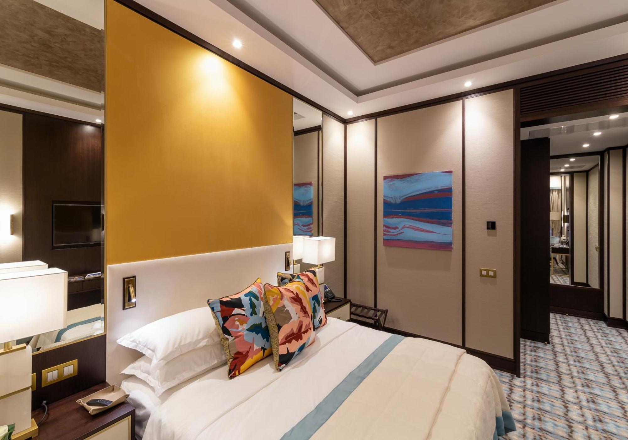 Soho Boutique Hotel Dnipro Phòng bức ảnh