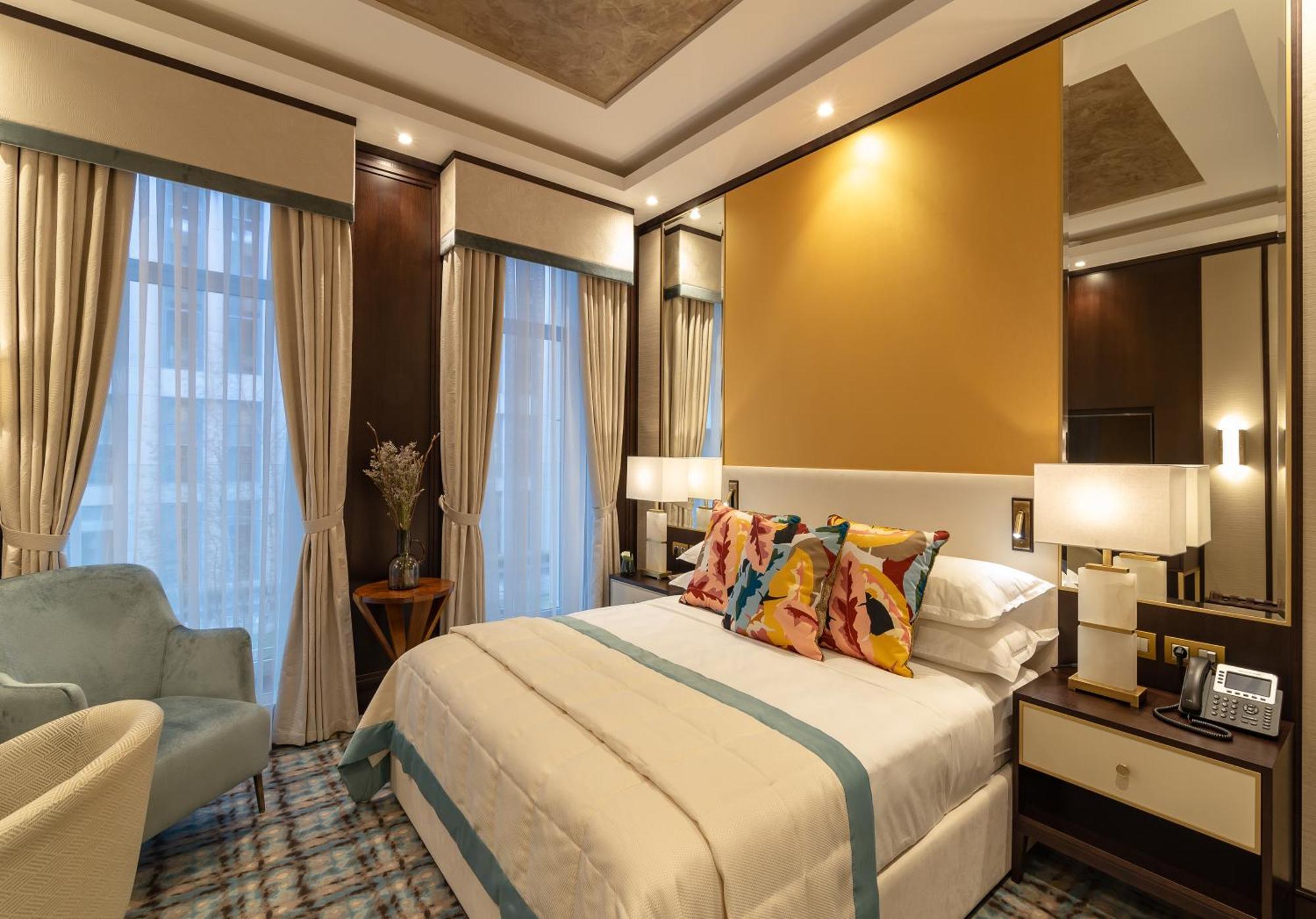 Soho Boutique Hotel Dnipro Phòng bức ảnh