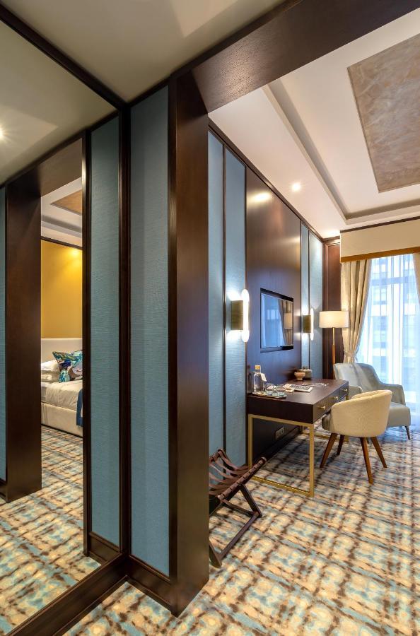 Soho Boutique Hotel Dnipro Ngoại thất bức ảnh