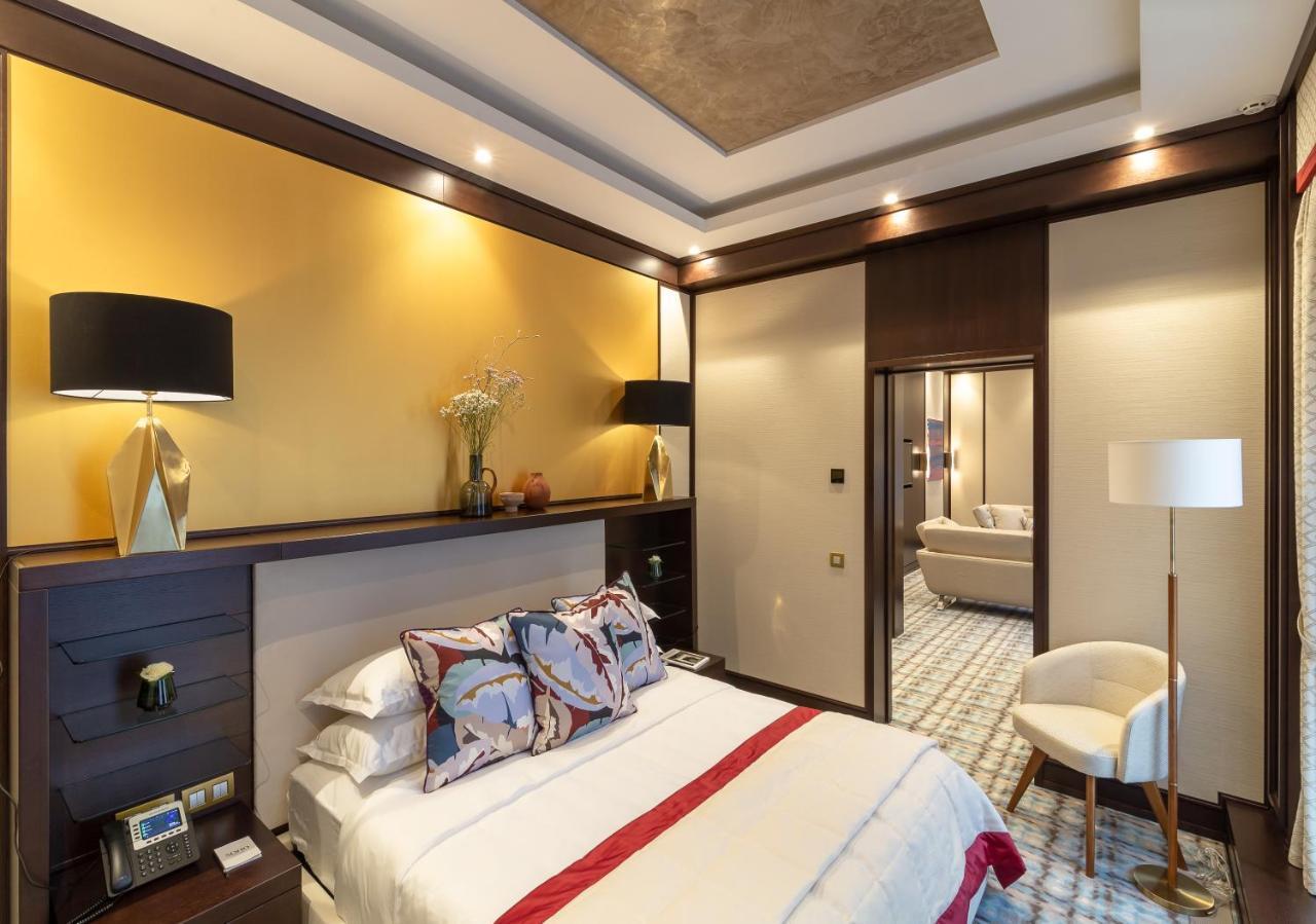 Soho Boutique Hotel Dnipro Ngoại thất bức ảnh
